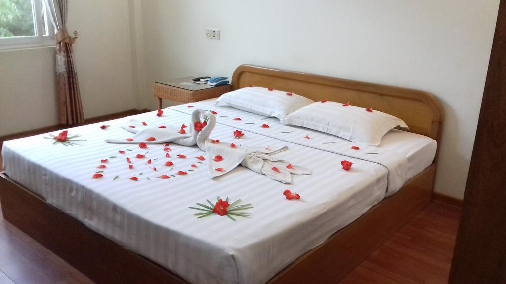 Golden Dream Hotel Мандалей Екстериор снимка