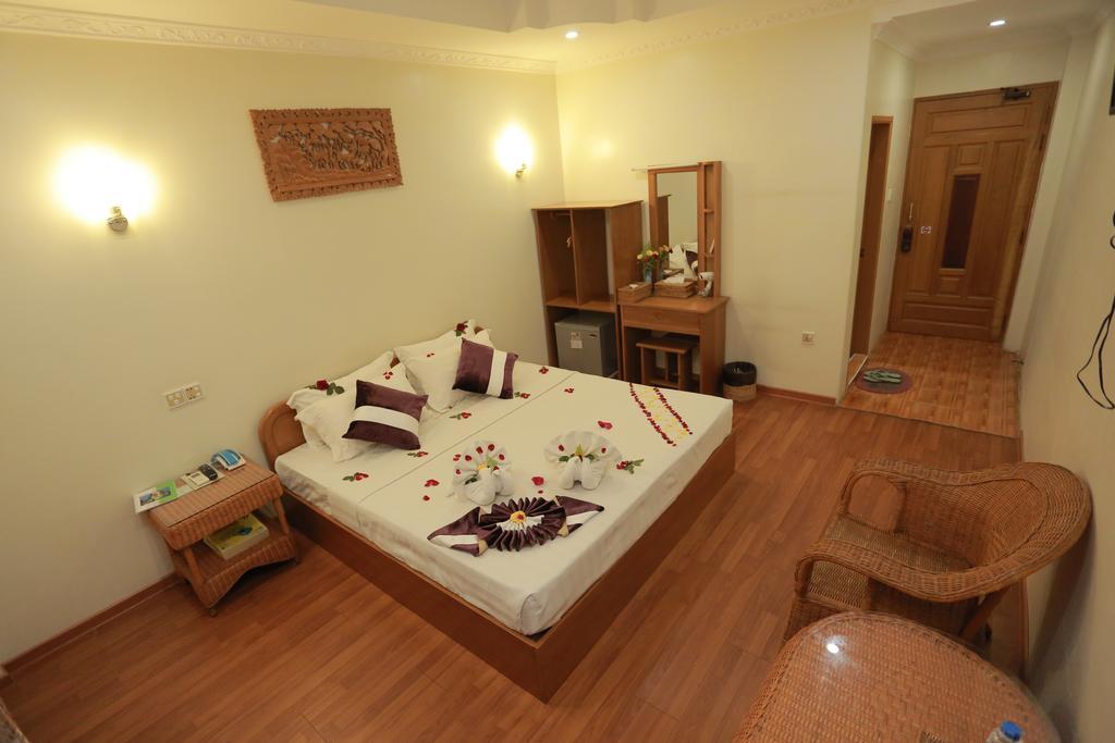 Golden Dream Hotel Мандалей Екстериор снимка